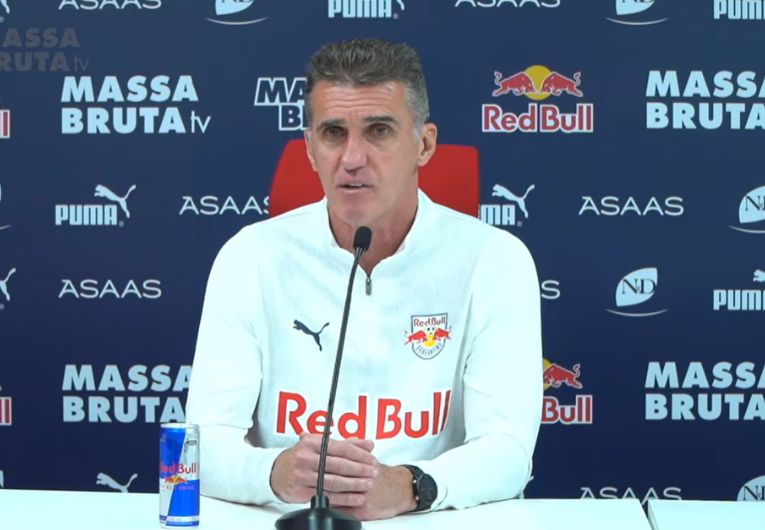 imagem da materia: Vagner Mancini aponta falha tática em derrota do Bragantino