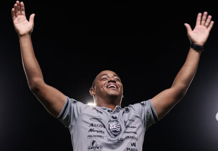 imagem da materia: Marcus Viola exalta grupo do Votuporanguense e mira acesso