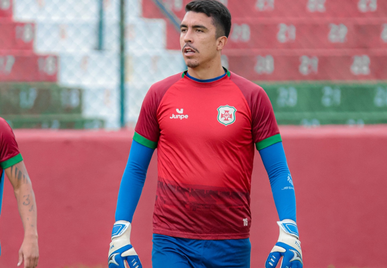 imagem da materia: André Luiz exalta grupo da Portuguesa Santista após vaga na semifinal