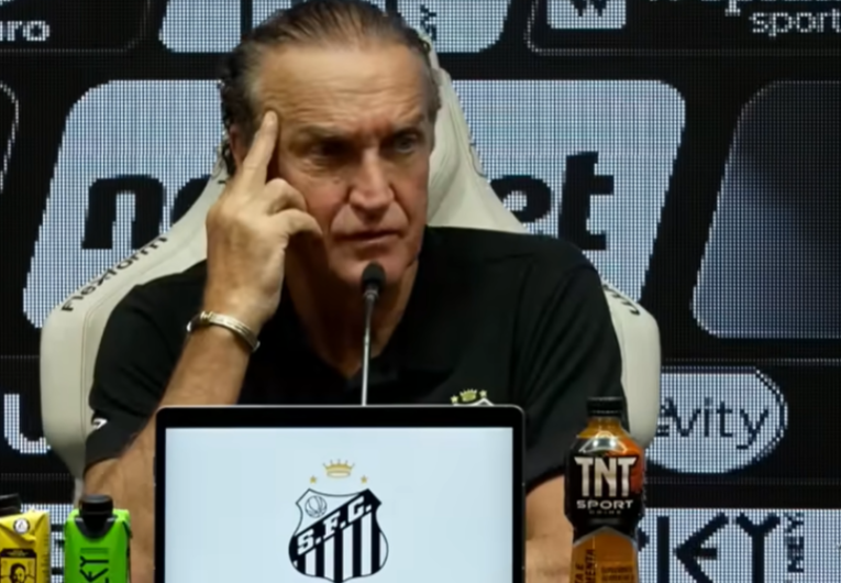 imagem da materia: Cuca valoriza vitória do Santos e destaca atuação de Neymar e Gabigol