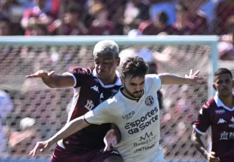 imagem da materia: Juventus e Ferroviária empatam sem gols na ida da final da Série A2