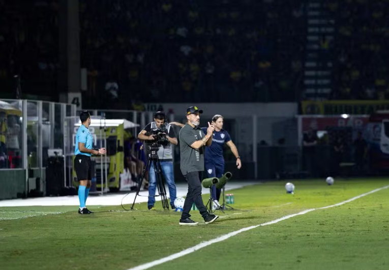 imagem da materia: Guanaes valoriza defesa do Mirassol na vitória contra o Fluminense