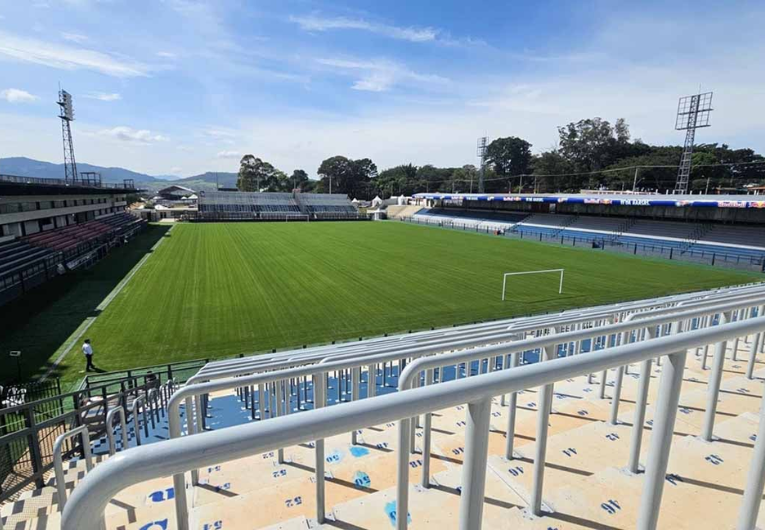 imagem da materia: Red Bull Bragantino x Carabobo: onde assistir e escalações
