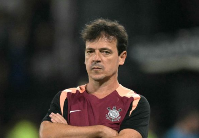 imagem da materia: Diniz admite decepção após derrota do Corinthians para o Platense