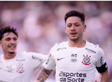 Garro leva terceiro amarelo e desfalca o Corinthians