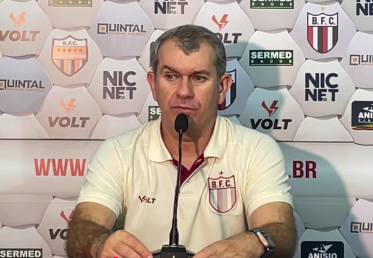 imagem da materia: Tencati lamenta sequência negativa do Botafogo-SP na Série B