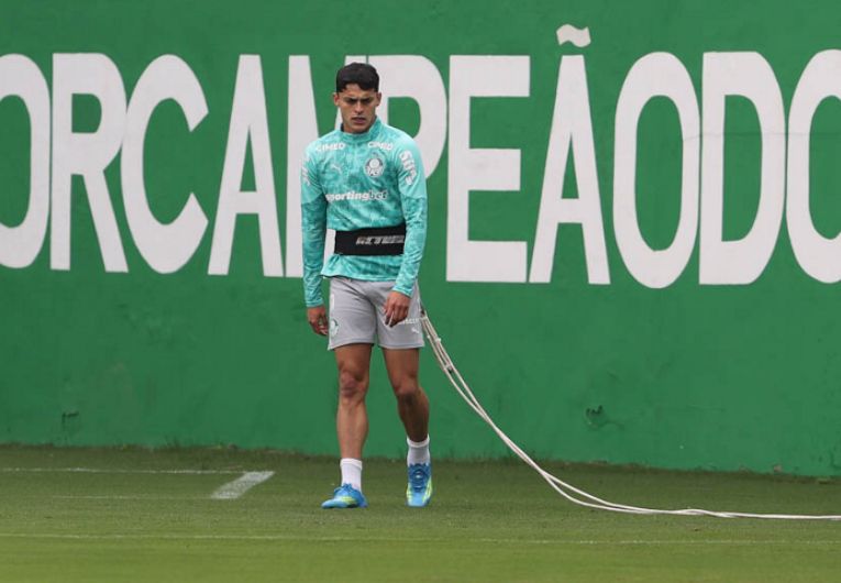 imagem da materia: Ramón Sosa avança na recuperação e inicia transição física