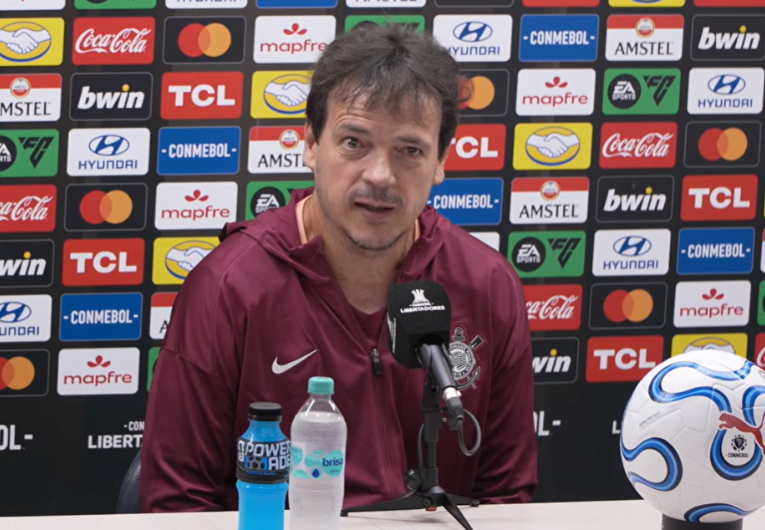 imagem da materia: Diniz exalta reação da equipe: “Representou o que é ser Corinthians”