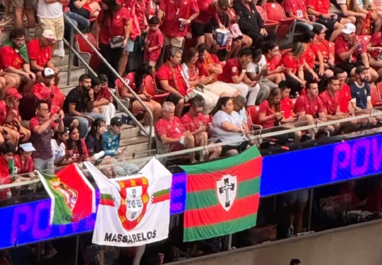 imagem da materia: Bandeira da Portuguesa aparece em jogo de Portugal na Copa do Mundo