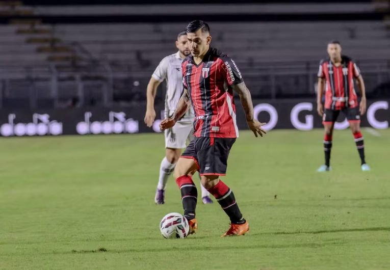 imagem da materia: Botafogo-SP perde Maciel para duelo contra o Vila Nova