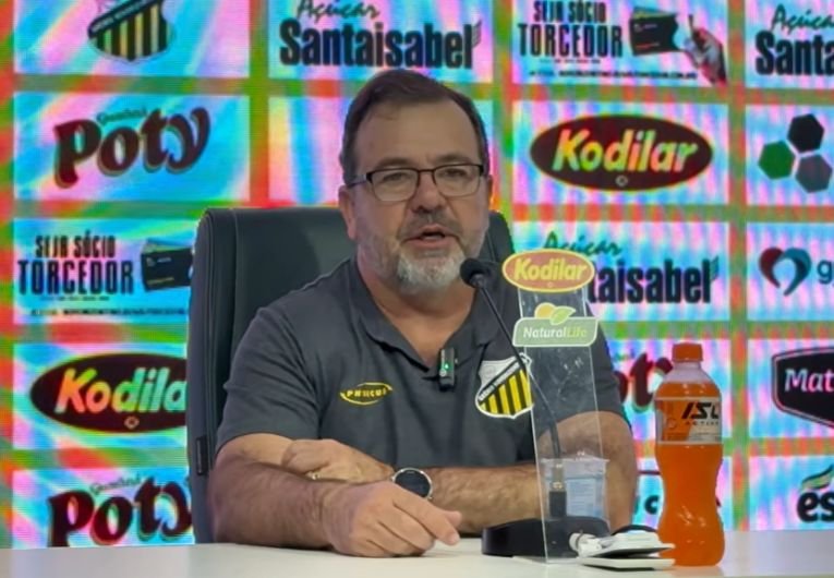 Enderson Moreira elogia Novorizontino após goleada