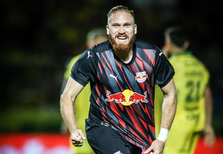 Artilheiro do Bragantino, Pitta sonha com estreia na Copa do Mundo