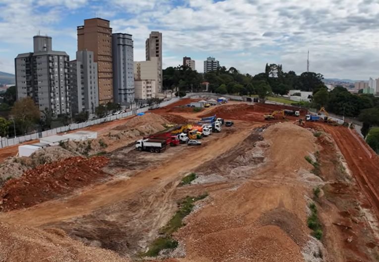 Bragantino mostra avanço das obras da sua nova arena