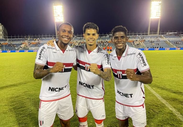 Base do Botafogo-SP ganha espaço em vitória no Ceará