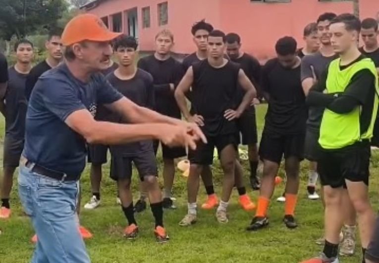 Com a classificação heróica na última partida da fase de grupos, batendo em confronto direto o Mauaense por 2 a 1 em casa, o Manthiqueira chega contestado, mas com muito ânimo e confiança para as oitavas de final.
