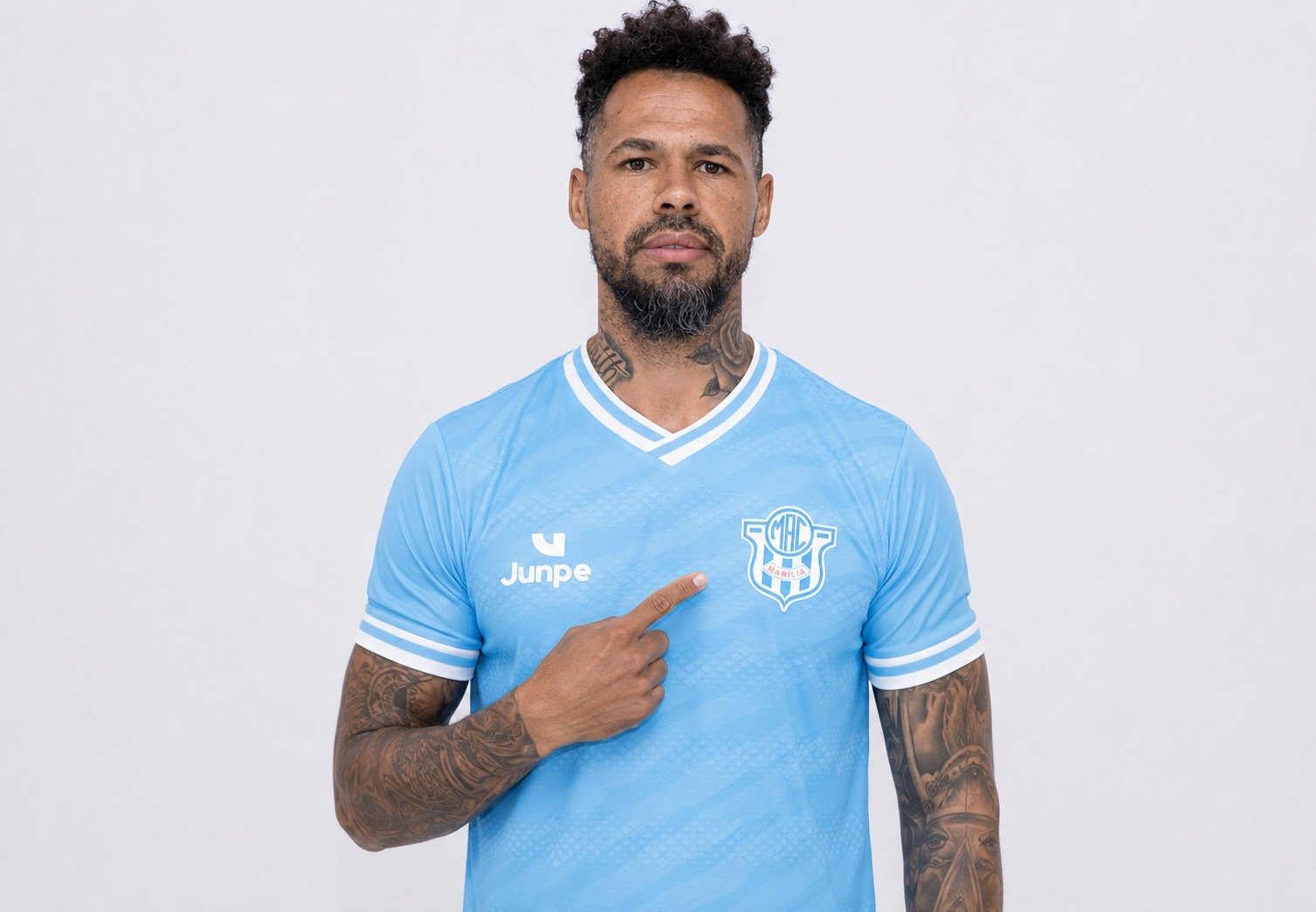imagem da materia: Bruno Silva comemora estreia com vitória pelo Marília na Copa Paulista