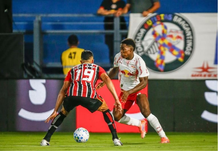 Bragantino e São Paulo fazem jogo-treino neste sábado