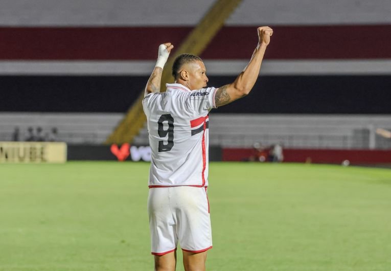 Hygor fala sobre jogada de seu gol contra o Avaí