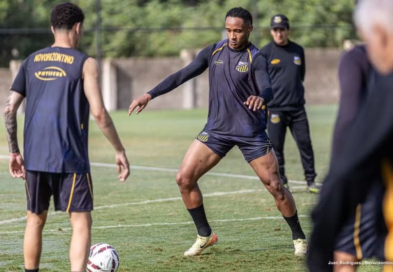 Novorizontino anuncia saída de lateral colombiano Castrillón