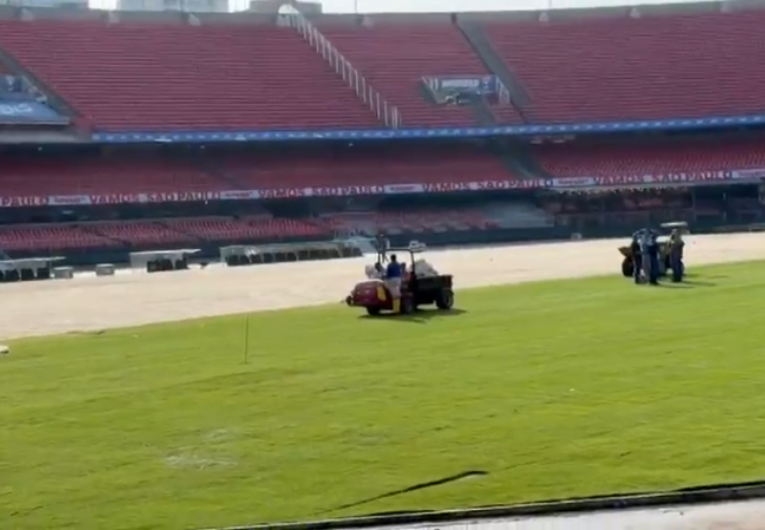 imagem da materia: São Paulo inicia instalação do novo gramado do Morumbis