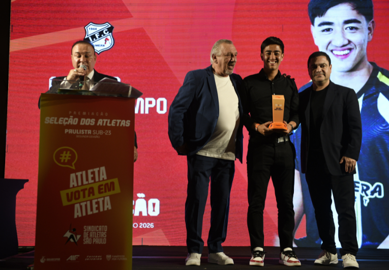 imagem da materia: Kenzo destaca nível da Bezinha e mira novos desafios após título com o Independente