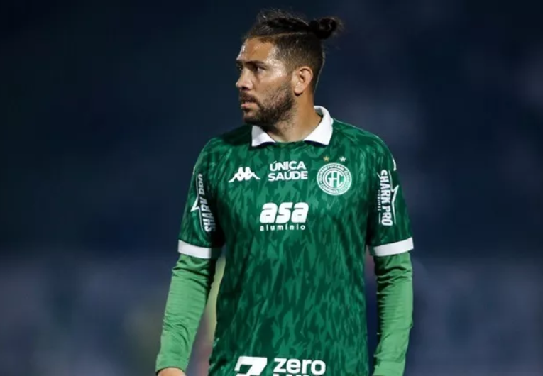 imagem da materia: Guarani encaminha saída de Diego Torres após dois meses e meio de negociação