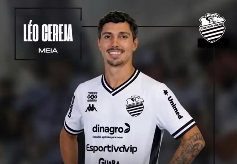O Comercial anunciou na última segunda-feira (17) que o meia-atacante Léo Cereja não faz mais parte do elenco da Copa Paulista. Segundo o clube, o desligamento foi uma decisão pessoal do atleta. Confira nota:
