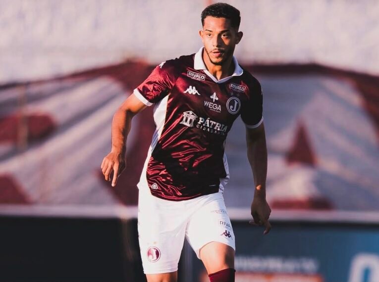 Vitor Graziani, zagueiro do Juventus - Foto: Bruno Costa