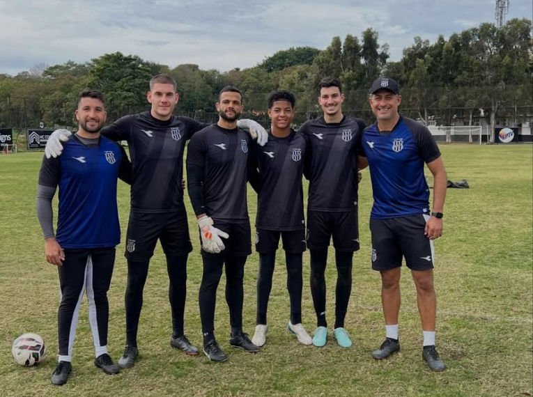 Nicolas Pescoço, goleiro da Ponte Preta