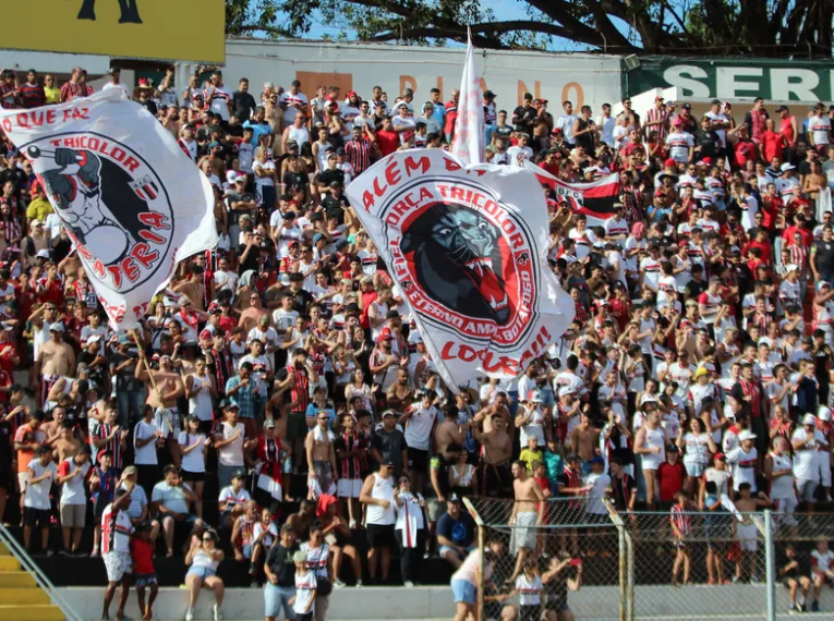 Torcida do Botafogo-SP - Foto: João Victor Cristovão/Agência Botafogo