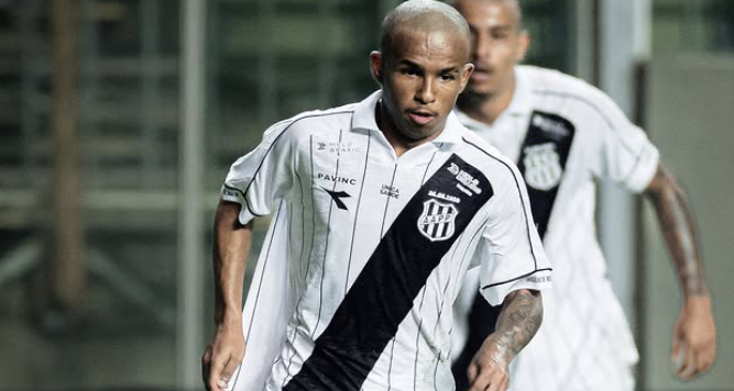 Thevyn estreia como profissional da Ponte Preta - Foto: Reprodução/Instagram