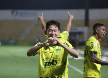 Chico Kim acerta 105 passes em um jogo e entra no top-5 do Brasileirão