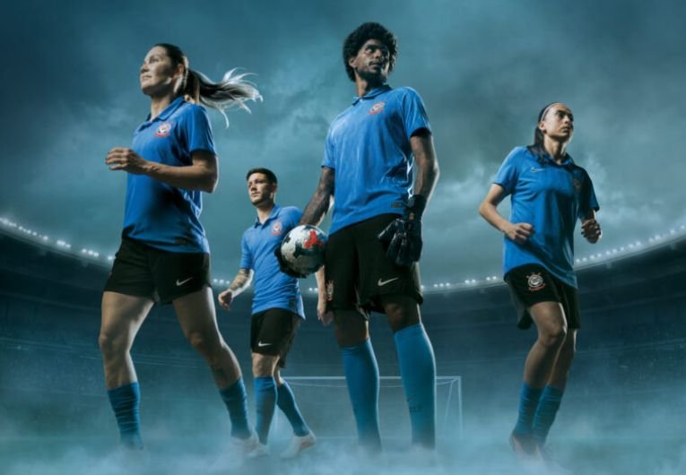 Novo uniforme três do Corinthians