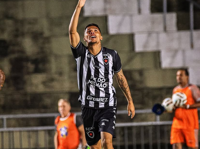 Gabriel Tota não será mais reforço da Ponte Preta - Foto: Reprodução/Instagram