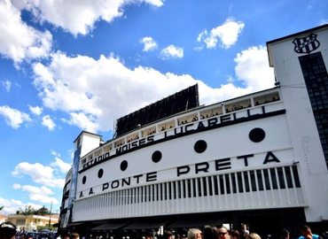 Moisés Lucarelli, estádio da Ponte Preta