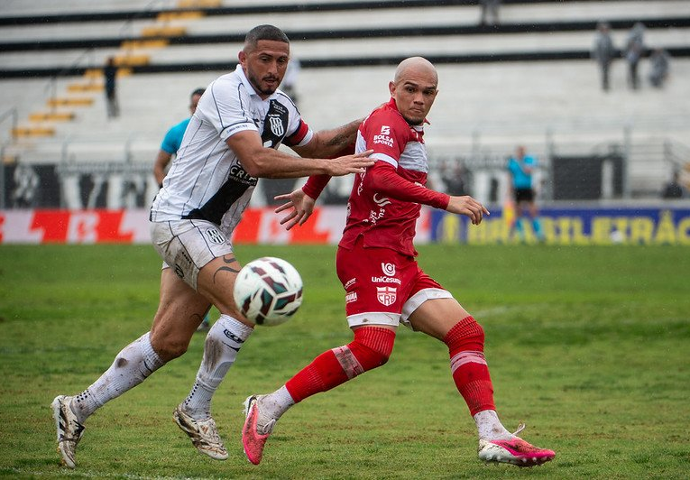 Ponte Preta 1 x 0 CRB - Foto: Rafael Peixe
