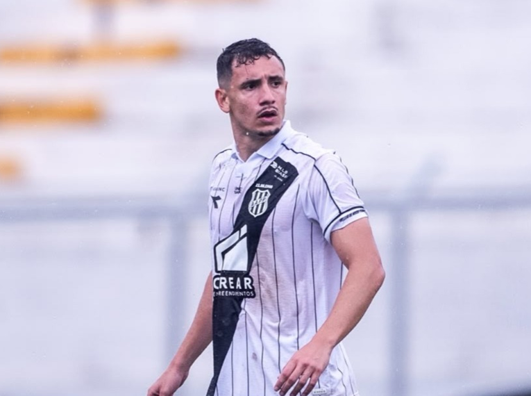 Gabriel Caran, zagueiro da Ponte Preta - Foto: Leonardo Dias