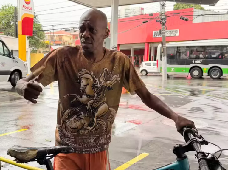 Régis Pittbull, ex-atacante da Ponte Preta - Foto: Reprodução/Emílio Botta