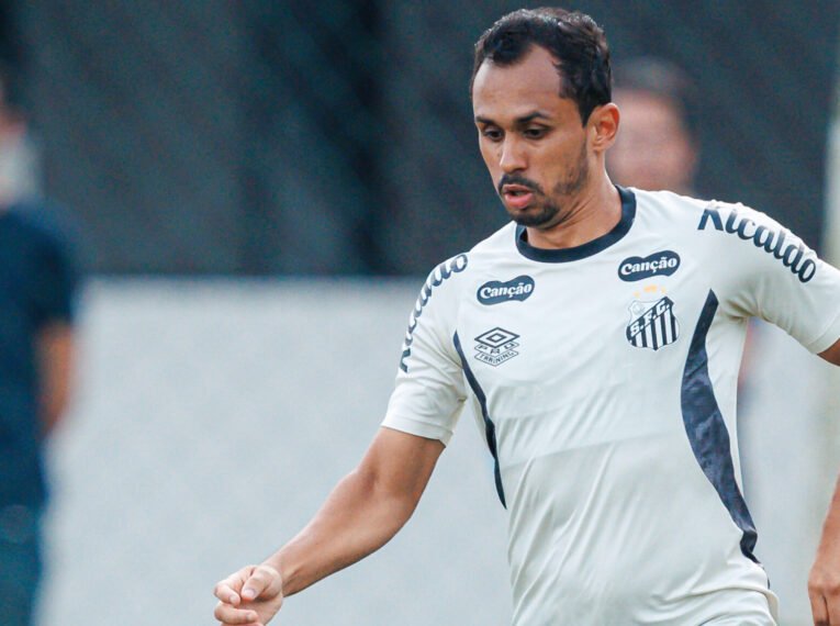 Lima não convence e deve ser devolvido ao Fluminense no fim da temporada