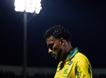 Reinaldo Mirassol: Lateral perde segundo pênalti seguido e liga alerta