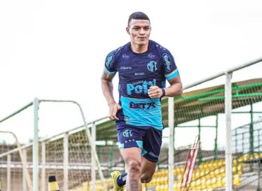 Negueba inicia nova etapa da recuperação após grave lesão no joelho, mas retorno aos jogos ainda não tem data definida