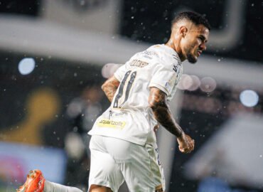 Philippe Coutinho ganha ritmo de jogo e deve atuar os 90′ com a camisa do Santos