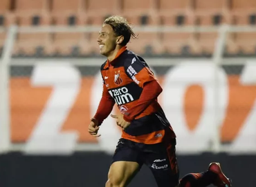 Dal Pian faz gol com a camisa do Ituano - Foto: @mschincariol