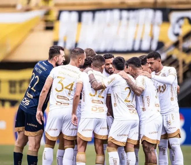 Leão aparece em situação mais confortável que Internacional, Corinthians e Grêmio na projeção após a 32ª rodada do Brasileirão