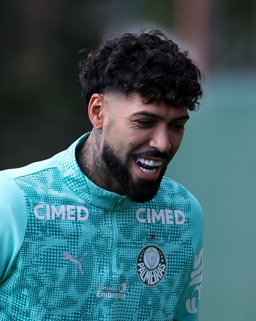 Alexander Barboza mira liderança do Brasileirão com o Palmeiras